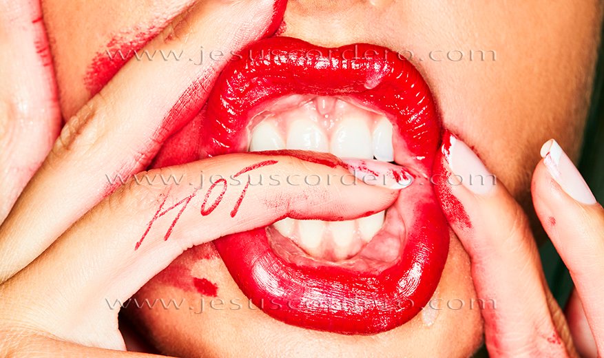 Photography by Jesus Cordero. Hot Love